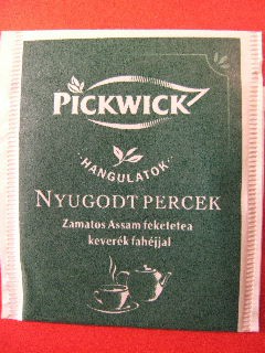 002   Nyugodt Percek